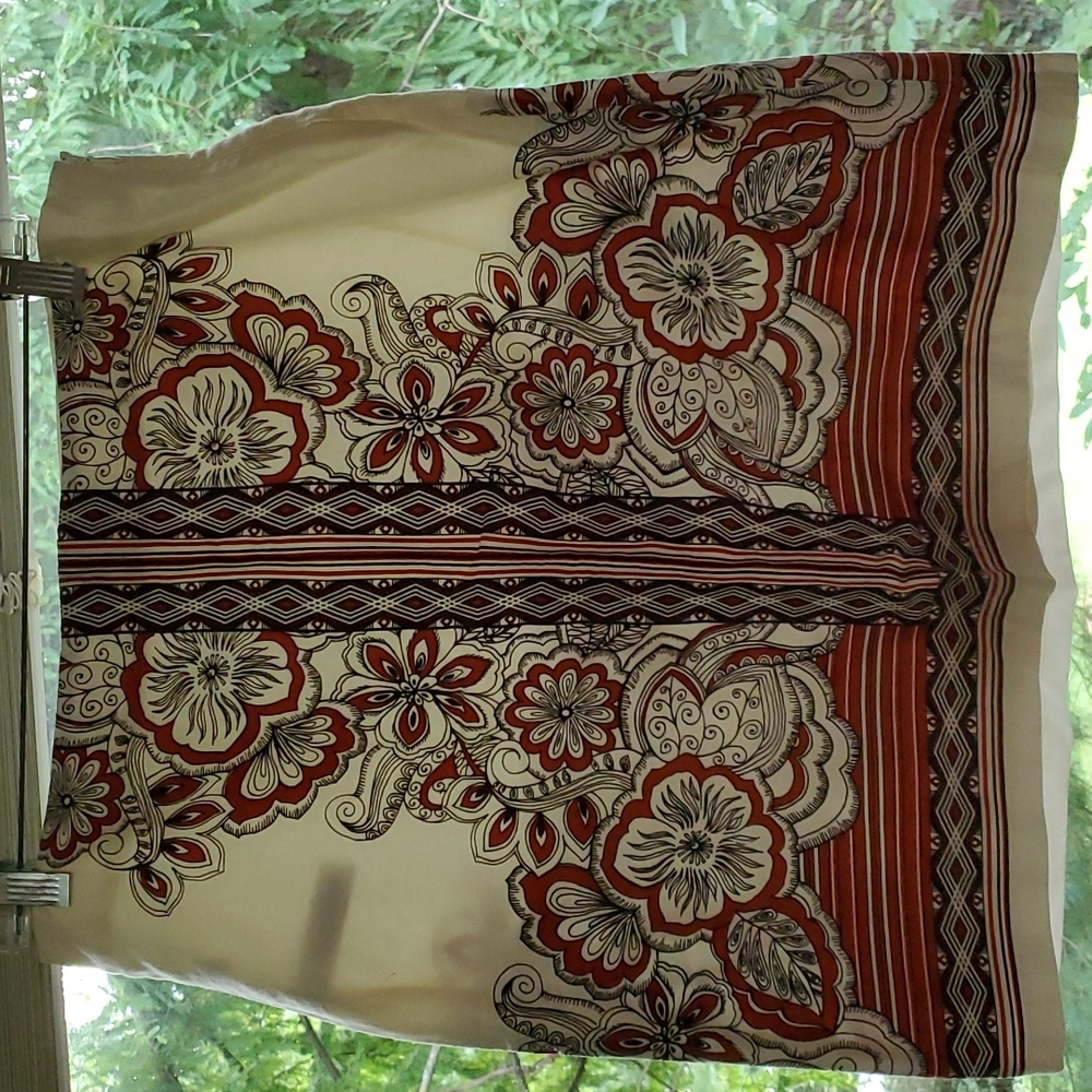 Ann Talor Loft, 10 Petit skirt